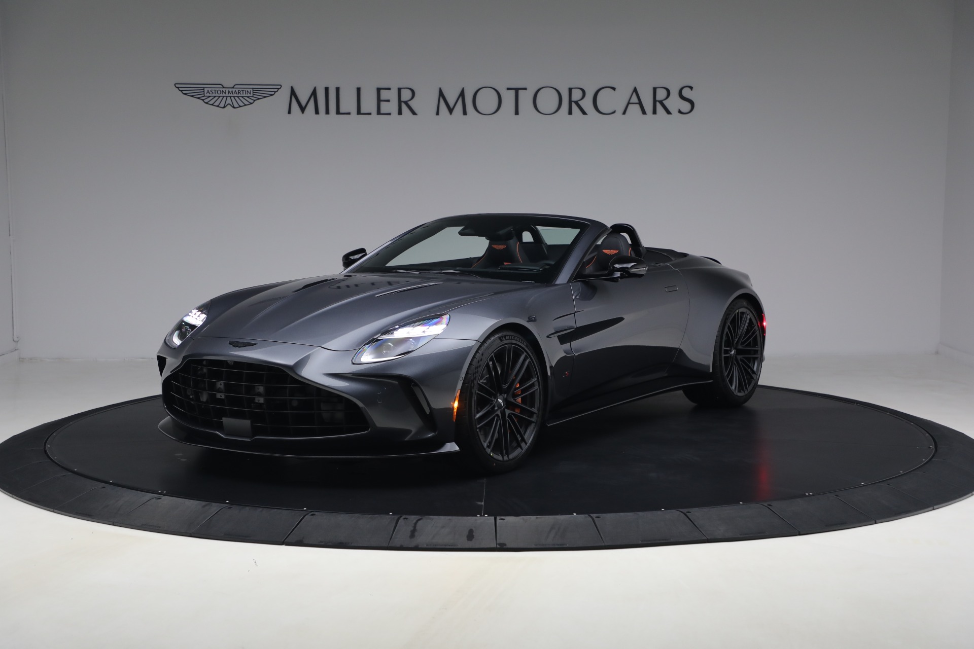 New 2026 Aston Martin Vantage S Roadster for sale $272,300 at Alfa Romeo of Greenwich in Greenwich CT 06830 1