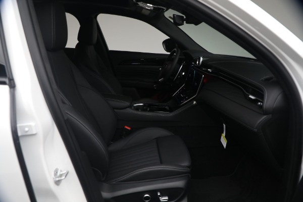 New 2026 Maserati Grecale Modena V6 for sale $95,345 at Alfa Romeo of Greenwich in Greenwich CT 06830 14
