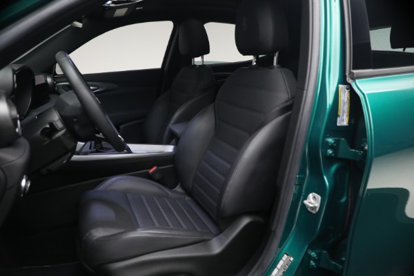 Used 2024 Alfa Romeo Tonale Hybrid Ti for sale $30,900 at Alfa Romeo of Greenwich in Greenwich CT 06830 15