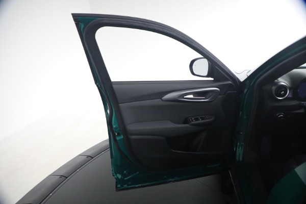 Used 2024 Alfa Romeo Tonale Hybrid Ti for sale $30,900 at Alfa Romeo of Greenwich in Greenwich CT 06830 23