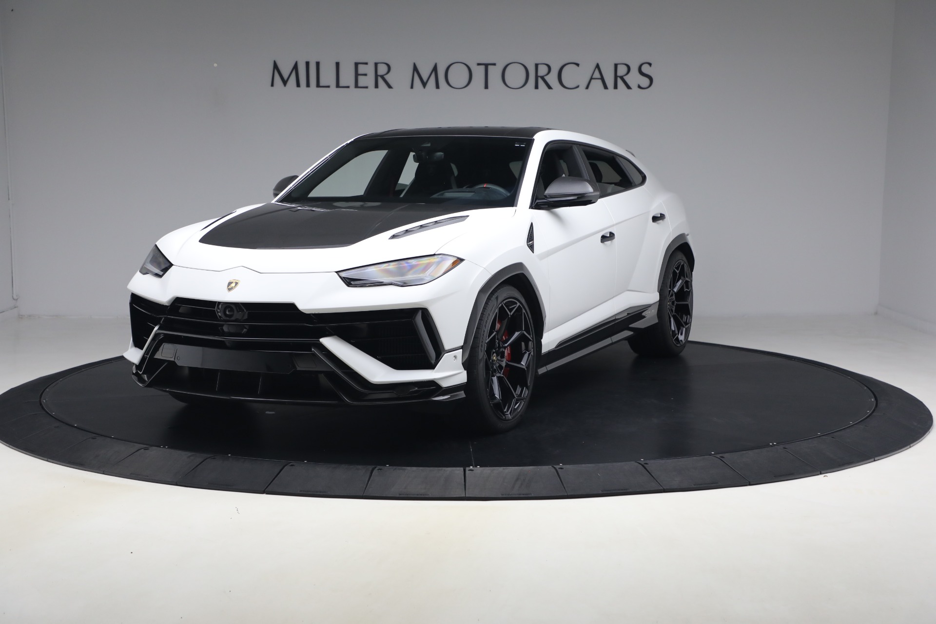 Used 2024 Lamborghini Urus Performante for sale $289,900 at Alfa Romeo of Greenwich in Greenwich CT 06830 1