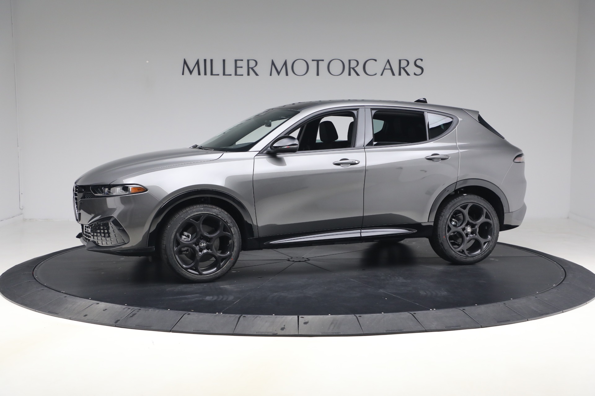 New 2026 Alfa Romeo Tonale Sprint for sale $43,935 at Alfa Romeo of Greenwich in Greenwich CT 06830 1