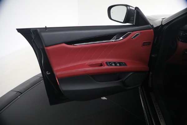 Used 2022 Maserati Quattroporte Modena Q4 for sale $54,900 at Alfa Romeo of Greenwich in Greenwich CT 06830 23