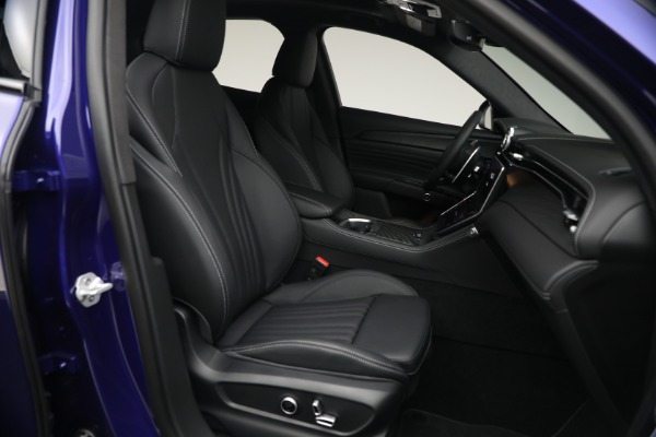 New 2026 Maserati Grecale Modena V6 for sale $92,055 at Alfa Romeo of Greenwich in Greenwich CT 06830 17