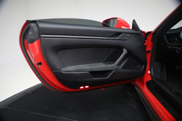 Used 2022 Porsche 911 Carrera 4 GTS for sale $165,900 at Alfa Romeo of Greenwich in Greenwich CT 06830 27