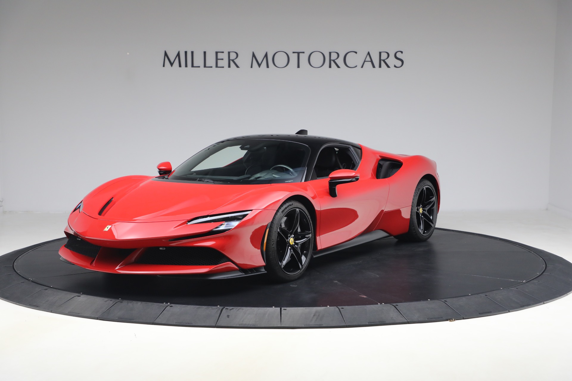 Used 2022 Ferrari SF90 Stradale for sale $445,900 at Alfa Romeo of Greenwich in Greenwich CT 06830 1