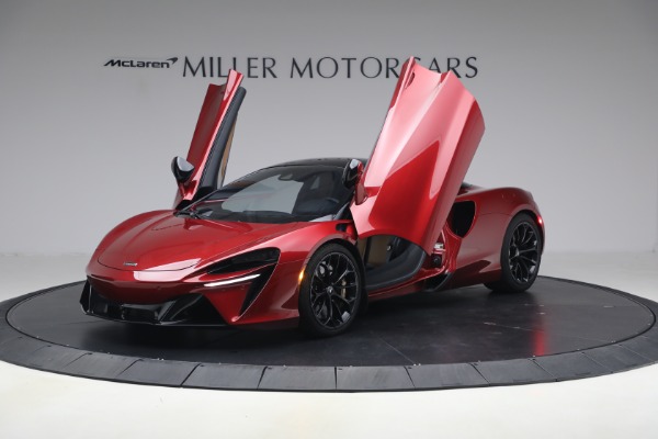 Used 2024 McLaren Artura TechLux for sale Call for price at Alfa Romeo of Greenwich in Greenwich CT 06830 14