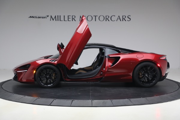 Used 2024 McLaren Artura TechLux for sale Call for price at Alfa Romeo of Greenwich in Greenwich CT 06830 15