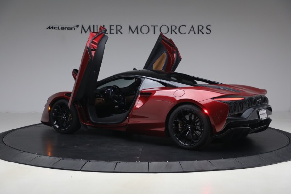 Used 2024 McLaren Artura TechLux for sale Call for price at Alfa Romeo of Greenwich in Greenwich CT 06830 16