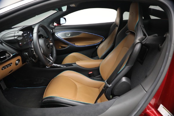 Used 2024 McLaren Artura TechLux for sale Call for price at Alfa Romeo of Greenwich in Greenwich CT 06830 22