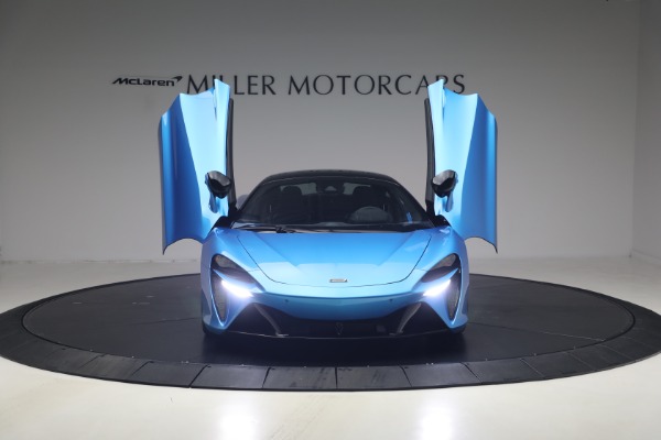 Used 2024 McLaren Artura Performance for sale $182,900 at Alfa Romeo of Greenwich in Greenwich CT 06830 13
