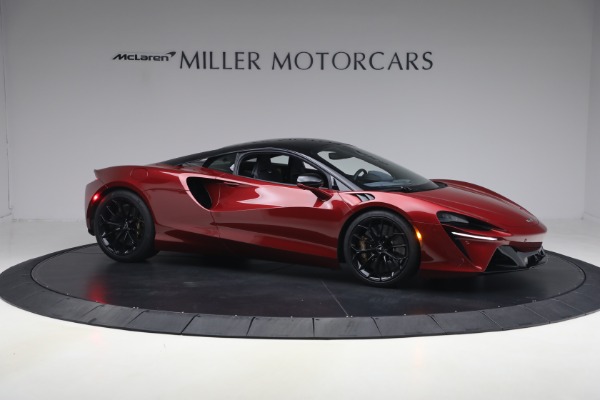 Used 2023 McLaren Artura Performance for sale $179,900 at Alfa Romeo of Greenwich in Greenwich CT 06830 10