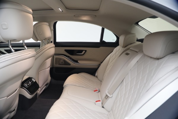 Used 2026 Mercedes-Benz S-Class S 580 4MATIC for sale $125,900 at Alfa Romeo of Greenwich in Greenwich CT 06830 18