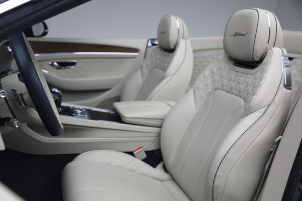 Used 2023 Bentley Continental GTC Speed for sale $265,900 at Alfa Romeo of Greenwich in Greenwich CT 06830 23