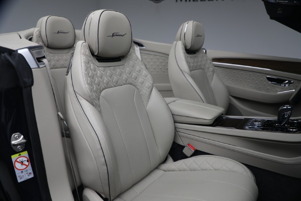 Used 2023 Bentley Continental GTC Speed for sale $265,900 at Alfa Romeo of Greenwich in Greenwich CT 06830 28