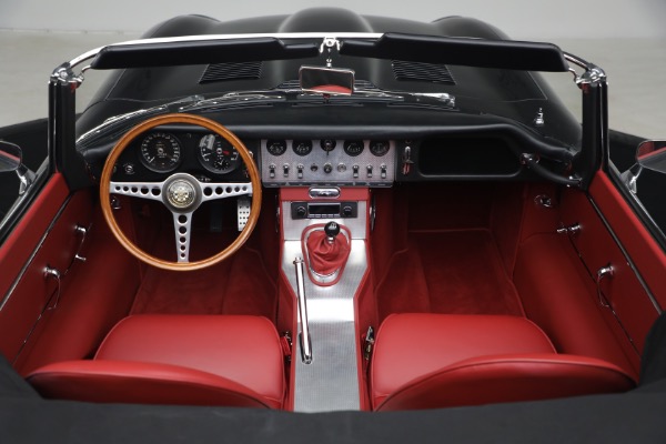 Used 1964 Jaguar E-Type for sale $185,000 at Alfa Romeo of Greenwich in Greenwich CT 06830 25