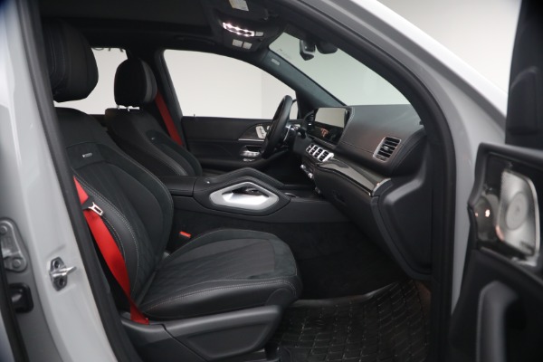 Used 2026 Mercedes-Benz GLS AMG GLS 63 for sale $147,900 at Alfa Romeo of Greenwich in Greenwich CT 06830 21