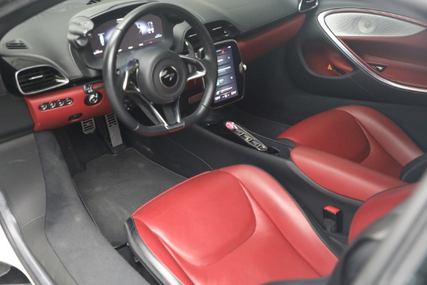 Used 2023 McLaren Artura TechLux for sale $164,900 at Alfa Romeo of Greenwich in Greenwich CT 06830 24