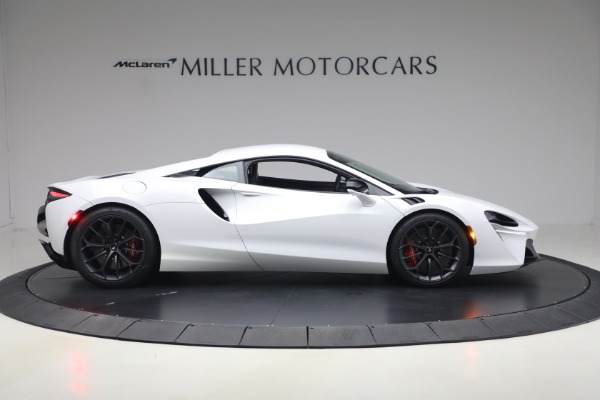 Used 2023 McLaren Artura TechLux for sale $164,900 at Alfa Romeo of Greenwich in Greenwich CT 06830 9