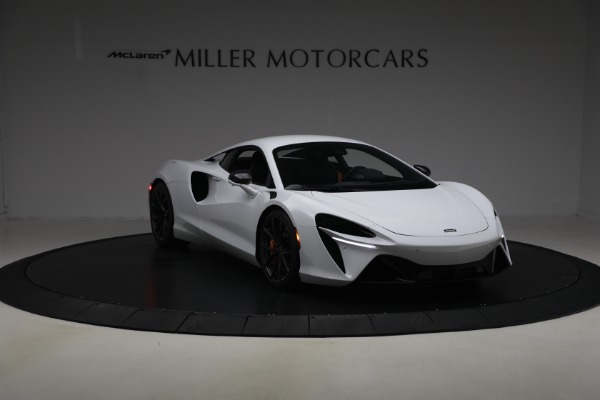 Used 2023 McLaren Artura Performance for sale $164,900 at Alfa Romeo of Greenwich in Greenwich CT 06830 11