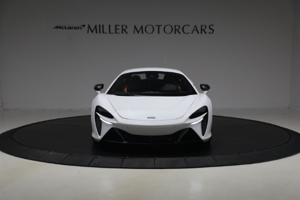 Used 2023 McLaren Artura Performance for sale $164,900 at Alfa Romeo of Greenwich in Greenwich CT 06830 12