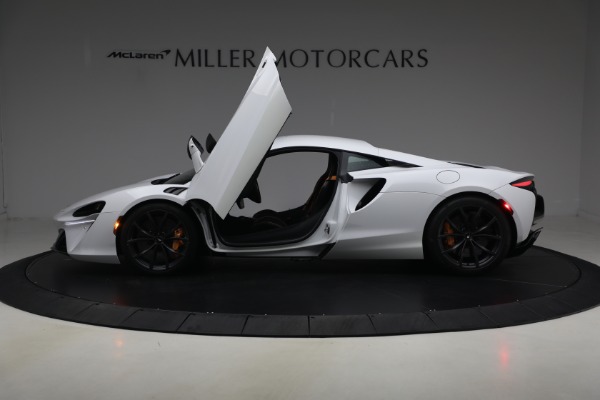 Used 2023 McLaren Artura Performance for sale $164,900 at Alfa Romeo of Greenwich in Greenwich CT 06830 15
