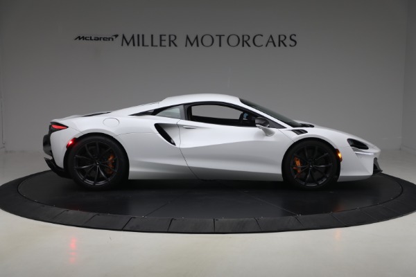 Used 2023 McLaren Artura Performance for sale $164,900 at Alfa Romeo of Greenwich in Greenwich CT 06830 9