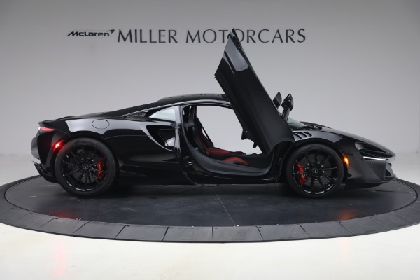 Used 2024 McLaren Artura TechLux for sale Call for price at Alfa Romeo of Greenwich in Greenwich CT 06830 19