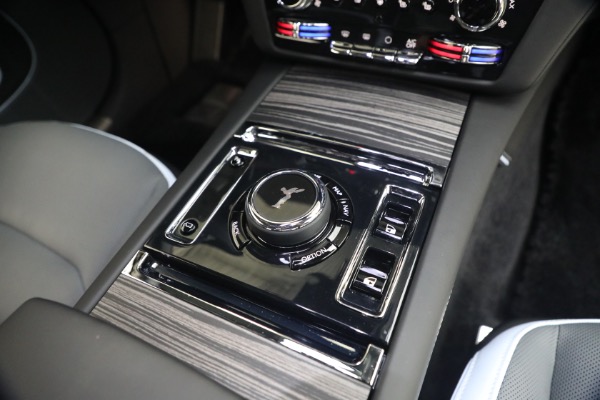 Used 2026 Rolls-Royce Spectre for sale $405,900 at Alfa Romeo of Greenwich in Greenwich CT 06830 27