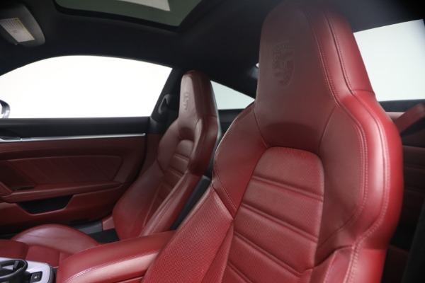 Used 2021 Porsche 911 Carrera S for sale $134,900 at Alfa Romeo of Greenwich in Greenwich CT 06830 18