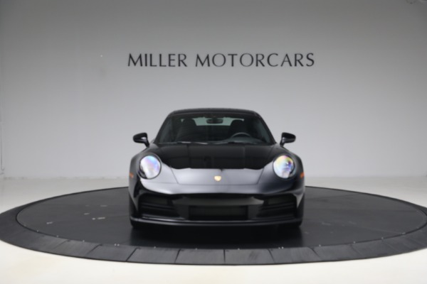 Used 2025 Porsche 911 Carrera for sale $137,900 at Alfa Romeo of Greenwich in Greenwich CT 06830 13