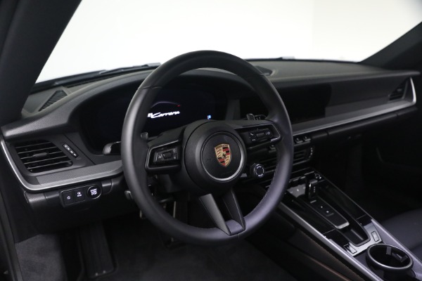 Used 2025 Porsche 911 Carrera for sale $137,900 at Alfa Romeo of Greenwich in Greenwich CT 06830 19