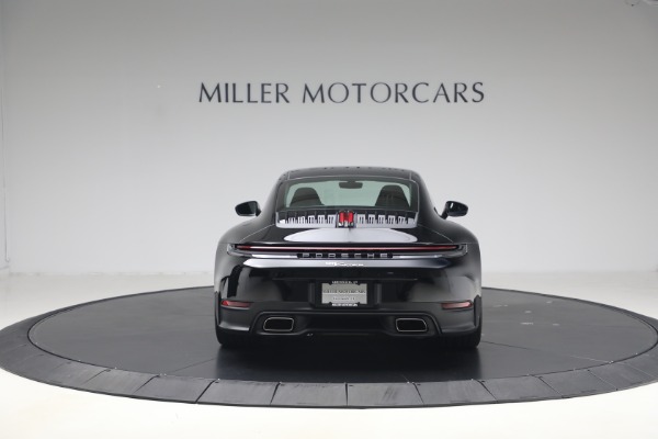Used 2025 Porsche 911 Carrera for sale $137,900 at Alfa Romeo of Greenwich in Greenwich CT 06830 7
