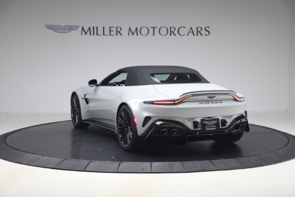New 2026 Aston Martin Vantage S Roadster for sale $261,400 at Alfa Romeo of Greenwich in Greenwich CT 06830 17