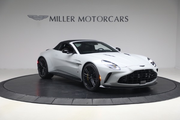 New 2026 Aston Martin Vantage S Roadster for sale $261,400 at Alfa Romeo of Greenwich in Greenwich CT 06830 23