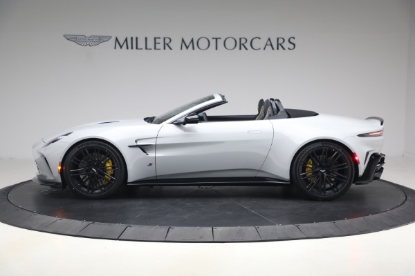 New 2026 Aston Martin Vantage S Roadster for sale $261,400 at Alfa Romeo of Greenwich in Greenwich CT 06830 3