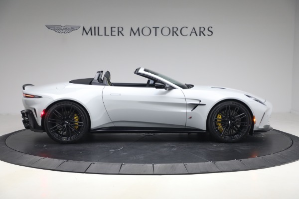 New 2026 Aston Martin Vantage S Roadster for sale $261,400 at Alfa Romeo of Greenwich in Greenwich CT 06830 9
