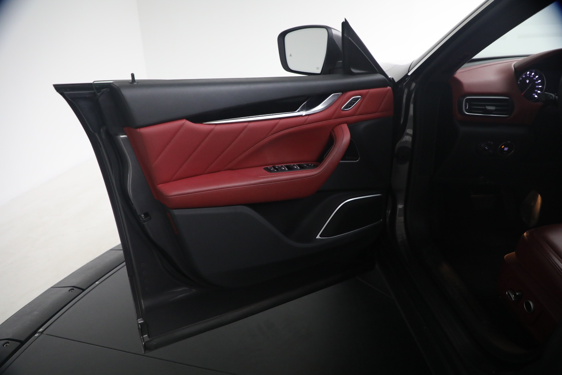 2022 Maserati Levante GT - Photo 22