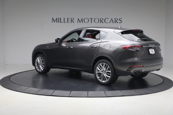 Used 2022 Maserati Levante GT for sale $42,900 at Alfa Romeo of Greenwich in Greenwich CT 06830 4
