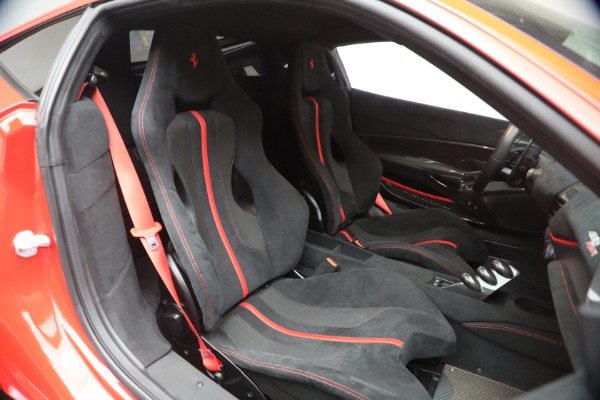 Used 2019 Ferrari 488 Pista for sale $899,900 at Alfa Romeo of Greenwich in Greenwich CT 06830 17