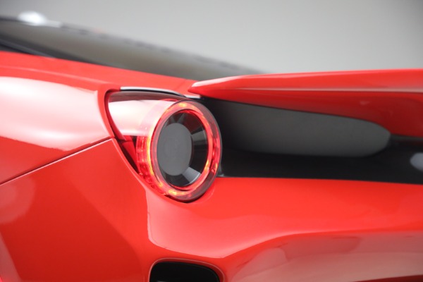 Used 2019 Ferrari 488 Pista for sale $899,900 at Alfa Romeo of Greenwich in Greenwich CT 06830 27