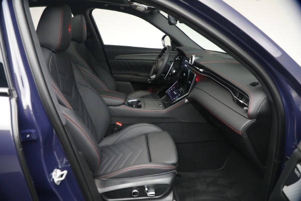 New 2026 Maserati Grecale Modena V6 for sale $100,905 at Alfa Romeo of Greenwich in Greenwich CT 06830 14