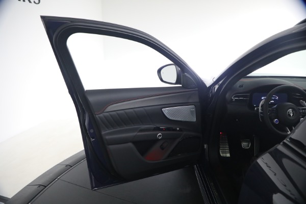 New 2026 Maserati Grecale Modena V6 for sale $100,905 at Alfa Romeo of Greenwich in Greenwich CT 06830 23