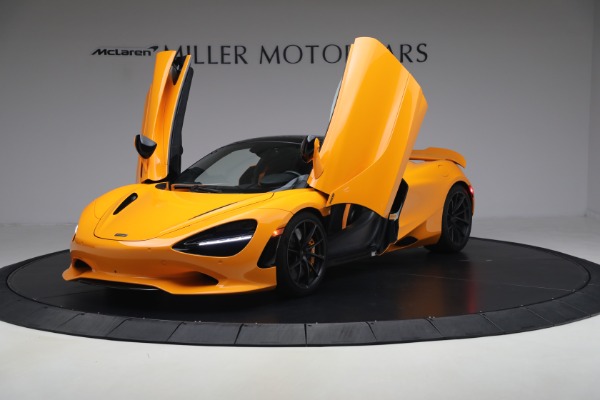 Used 2025 McLaren 750S Spider Performance for sale $369,900 at Alfa Romeo of Greenwich in Greenwich CT 06830 14