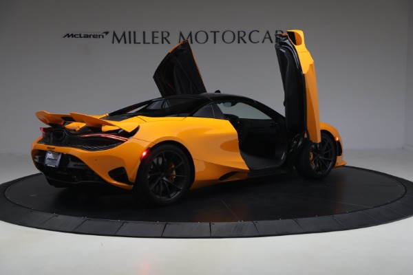 Used 2025 McLaren 750S Spider Performance for sale $369,900 at Alfa Romeo of Greenwich in Greenwich CT 06830 18