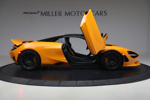 Used 2025 McLaren 750S Spider Performance for sale $369,900 at Alfa Romeo of Greenwich in Greenwich CT 06830 19