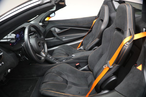 Used 2025 McLaren 750S Spider Performance for sale $369,900 at Alfa Romeo of Greenwich in Greenwich CT 06830 22