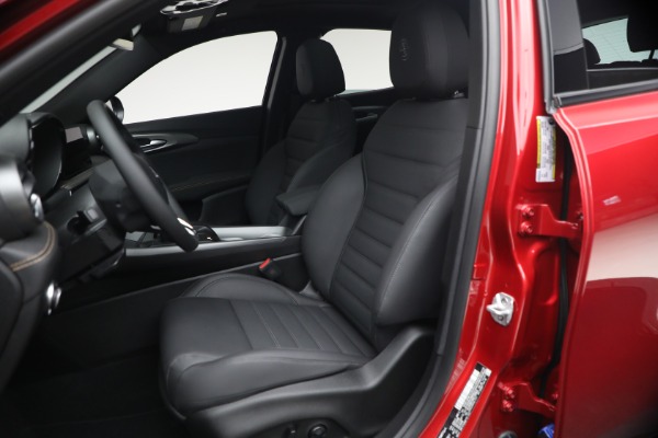 New 2026 Alfa Romeo Tonale Sprint for sale $46,935 at Alfa Romeo of Greenwich in Greenwich CT 06830 15