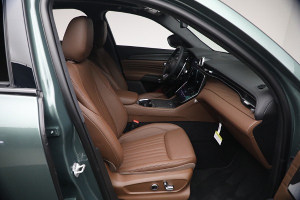 New 2026 Maserati Grecale Modena V6 for sale $96,295 at Alfa Romeo of Greenwich in Greenwich CT 06830 14