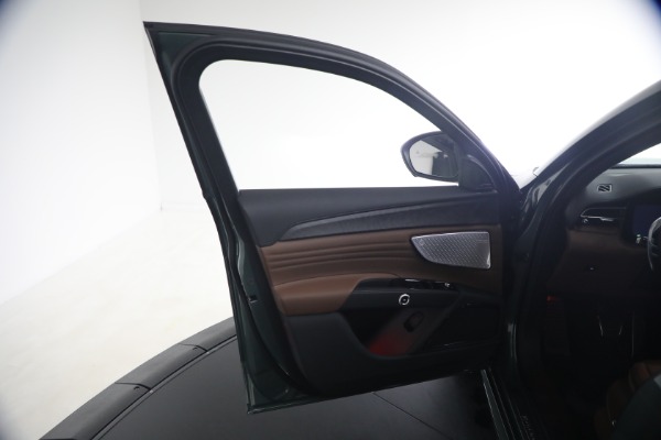 New 2026 Maserati Grecale Modena V6 for sale $96,295 at Alfa Romeo of Greenwich in Greenwich CT 06830 23